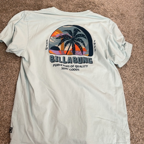 Billabong Premium Graphic Tee - Picture 2 of 3